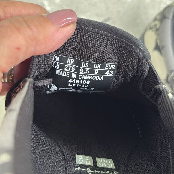 NWOT Andy Warhol canvas slip ons - Picture 5 of 6